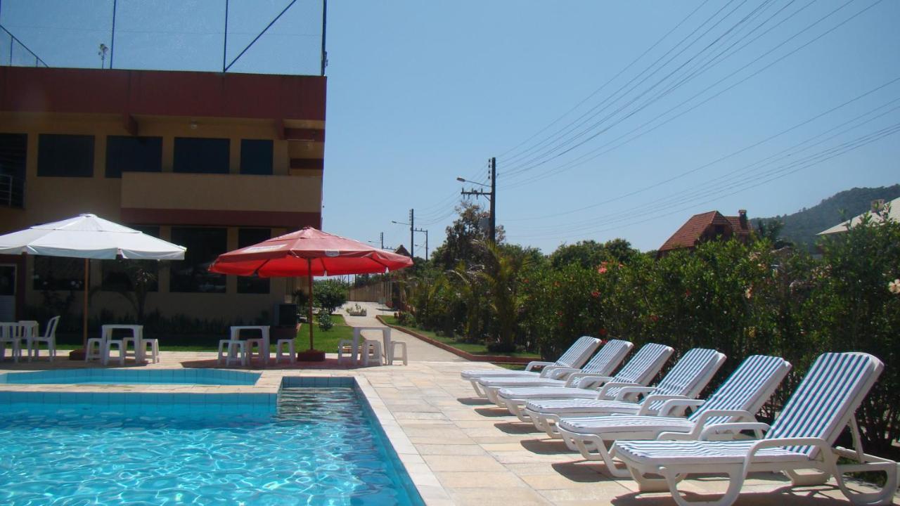 Pousada Vale Del Sol บอมบินญัส ภายนอก รูปภาพ