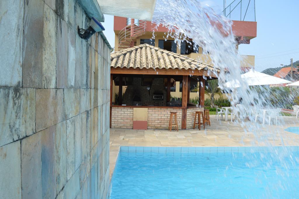 Pousada Vale Del Sol บอมบินญัส ภายนอก รูปภาพ
